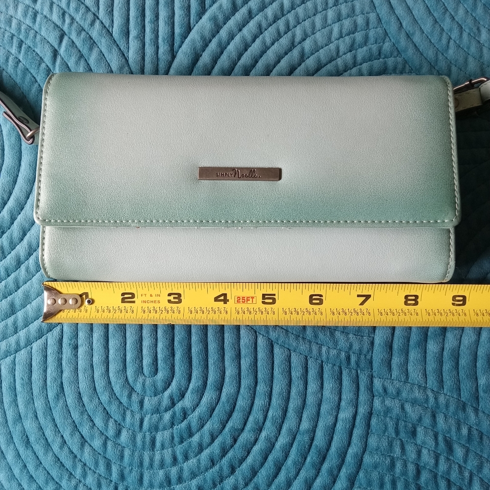Simply Noelle mint green small crossbody removable strap or wallet - Picture 6 of 6